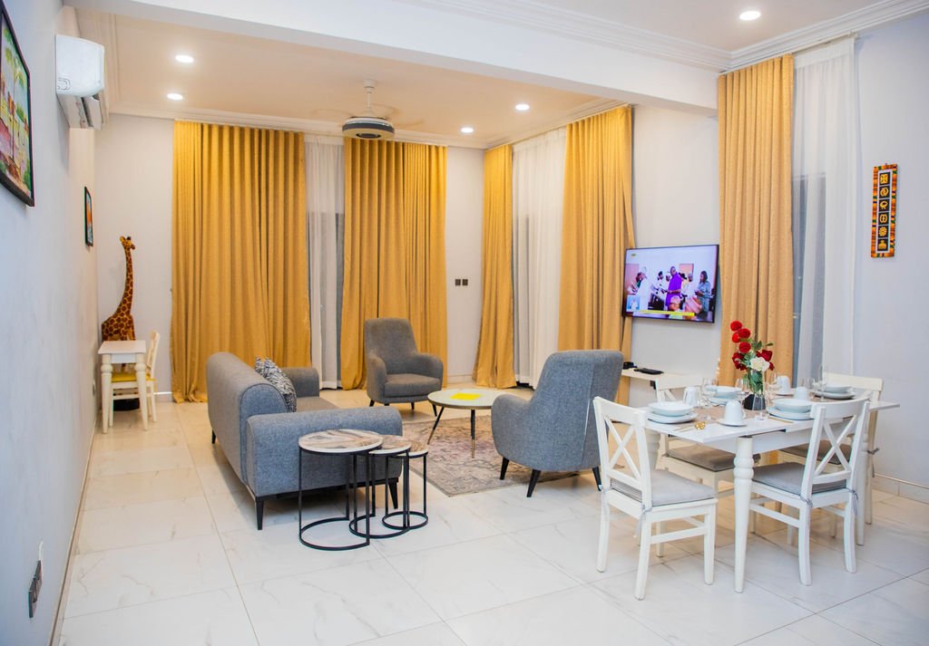 Second Floor - Premium Suites (202)