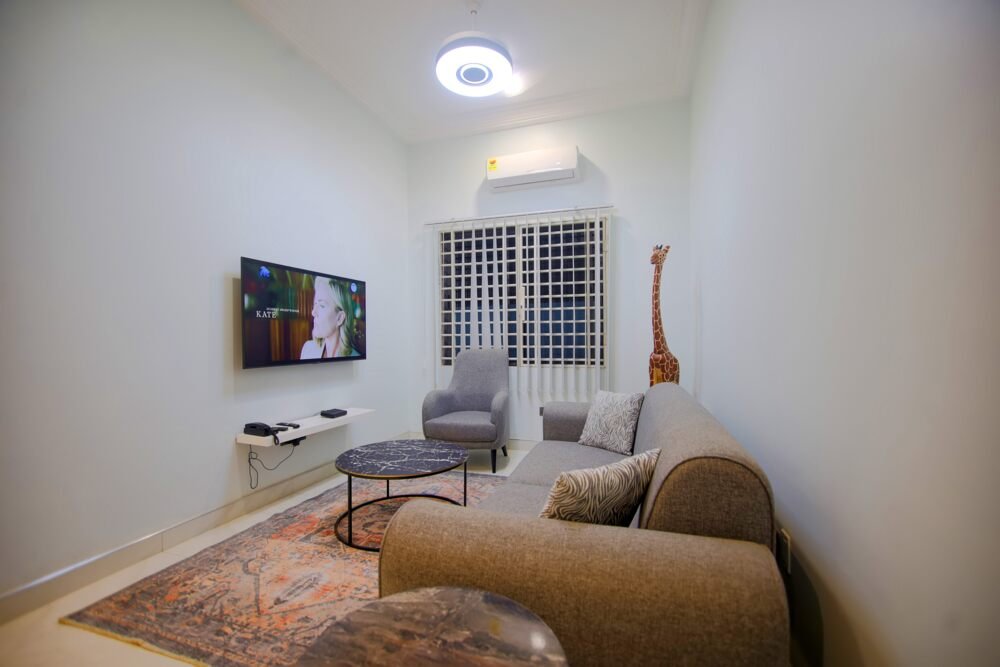 Single Bedroom Deluxe Apartment (001B)